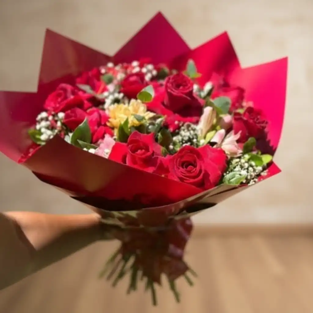 Buquê 12 Rosas