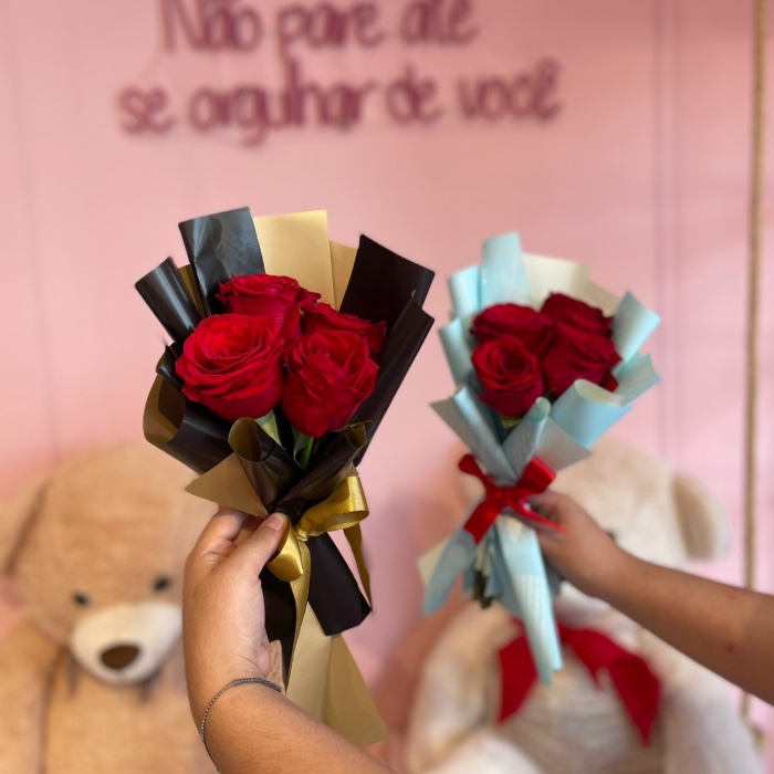 Mini buquê Coreano 4 rosas